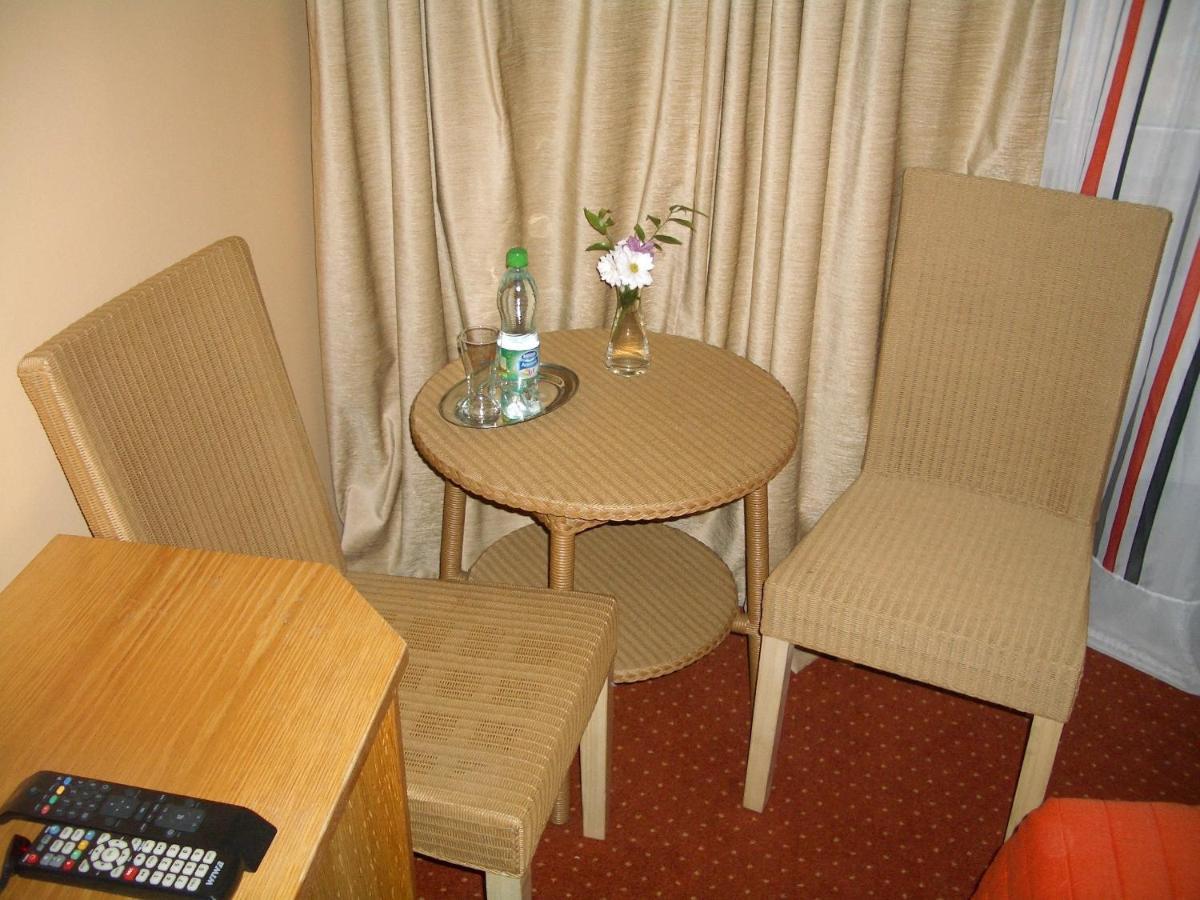 Kardamon Bed and Breakfast Żary Rum bild