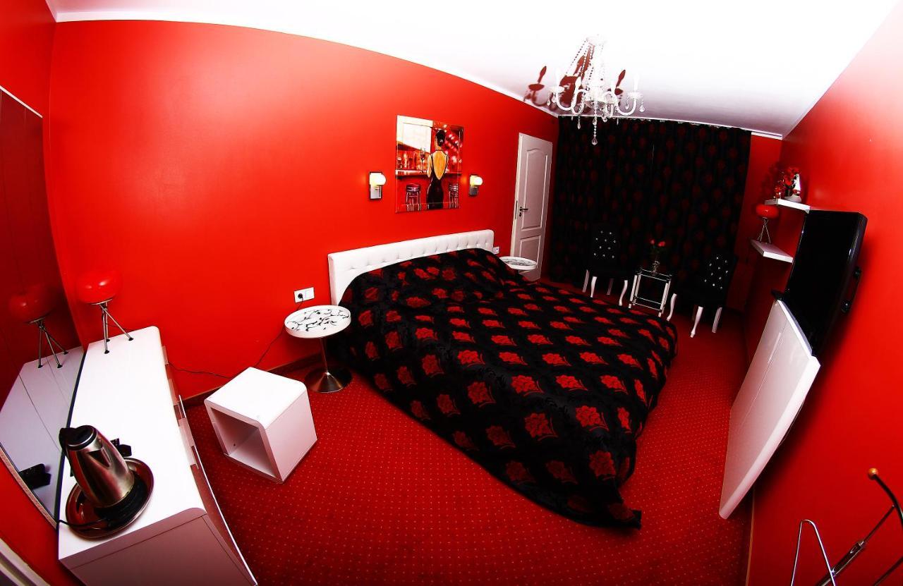 Kardamon Bed and Breakfast Żary Rum bild