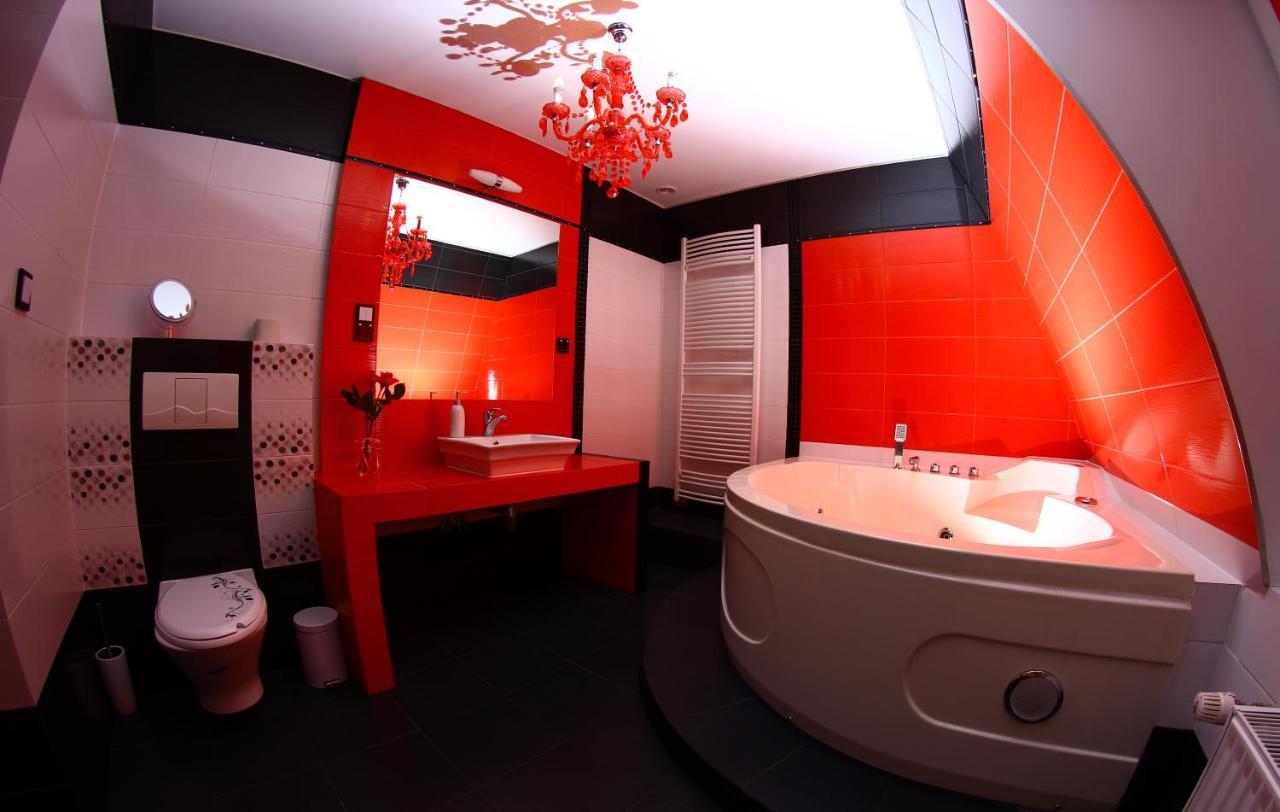 Kardamon Bed and Breakfast Żary Rum bild
