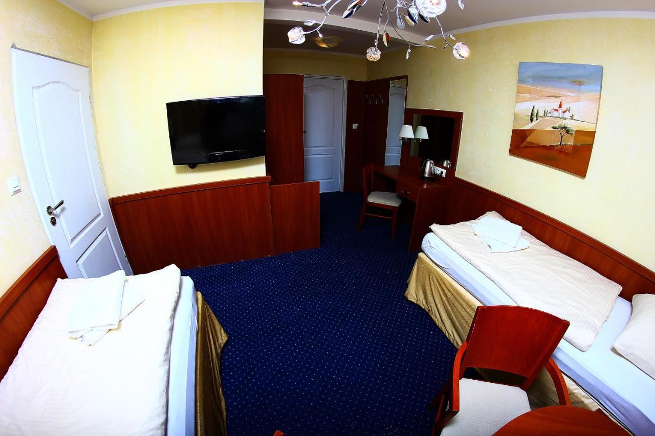 Kardamon Bed and Breakfast Żary Rum bild